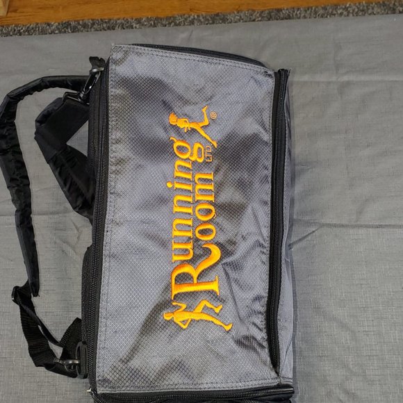 RUNNING ROOM unique backpack - Picture 2 of 12